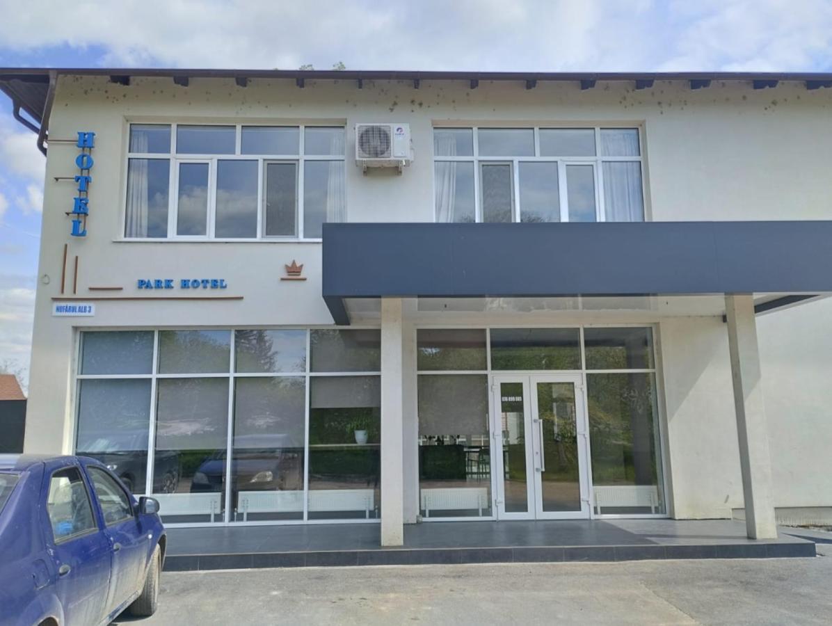 Park-Hotel Cahul Ngoại thất bức ảnh